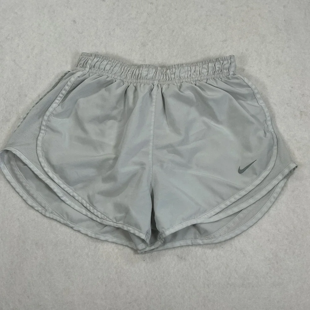 Nike Dri-FIT Running Shorts Womens Medium Gray Athletic Mesh Training 1463